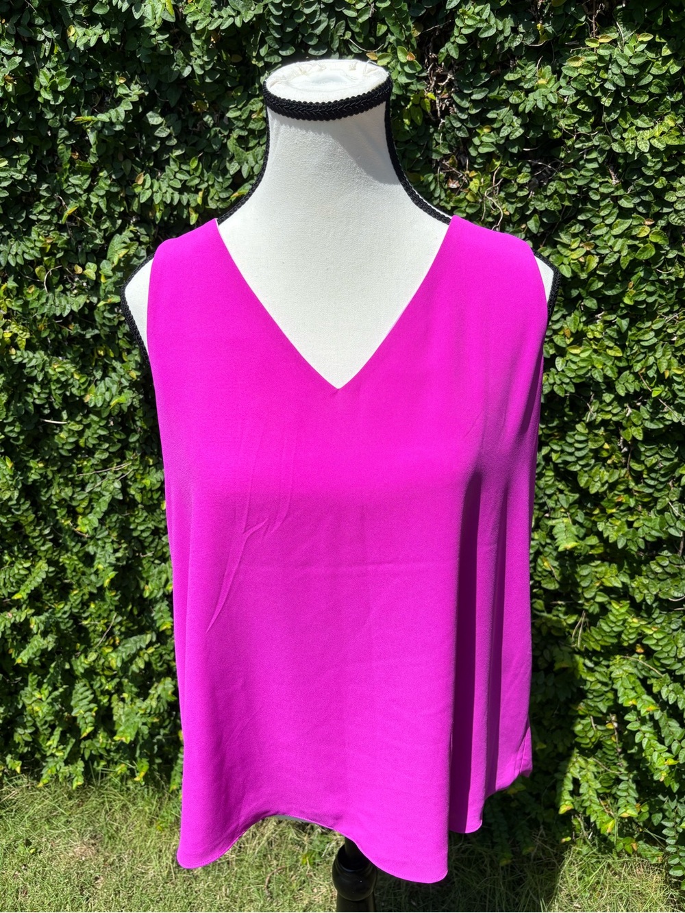 Lilly Pulitzer Reversible Large Sleeveless V-Neck Camisole Purple Pink